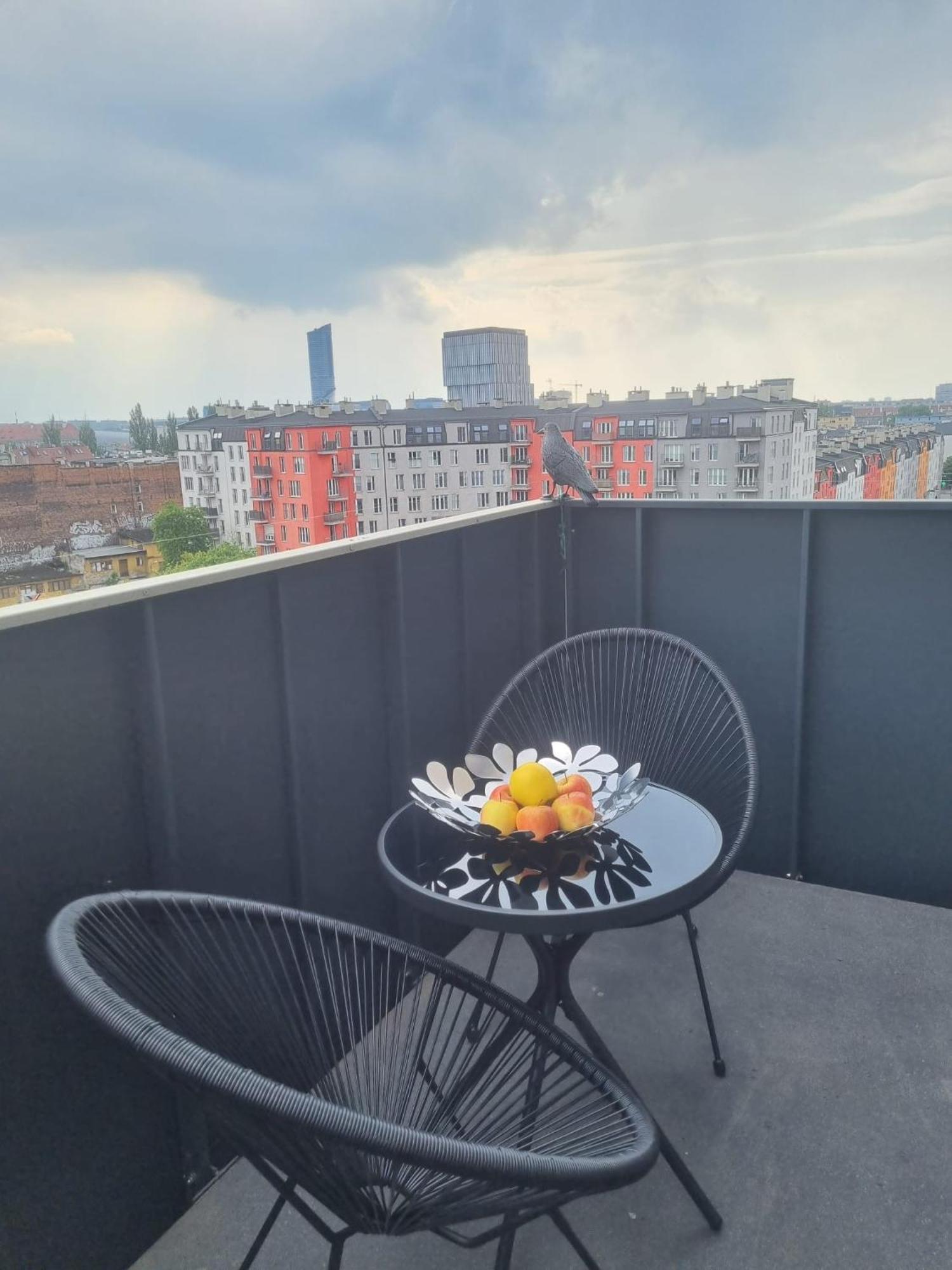 Centrum Taras Widokowy "Wroclaw Panorama" Apartment Exterior foto